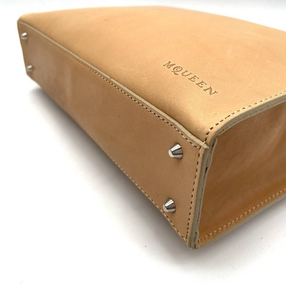 McQueen Top Zip Handbag Tote Leather Bag in Beige - Picture 7 of 16